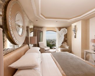 Wyndham Rewards Guide: How To Earn Points, Elite Status, and Free Nights