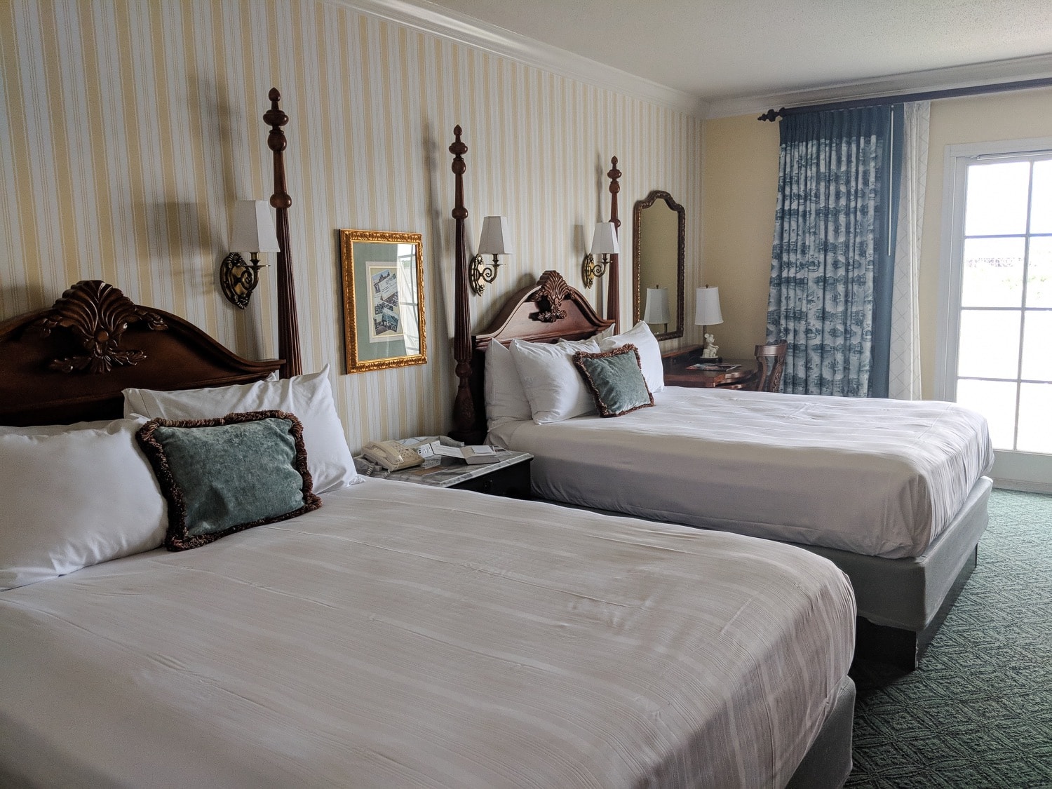 Disney BoardWalk - Bedroom