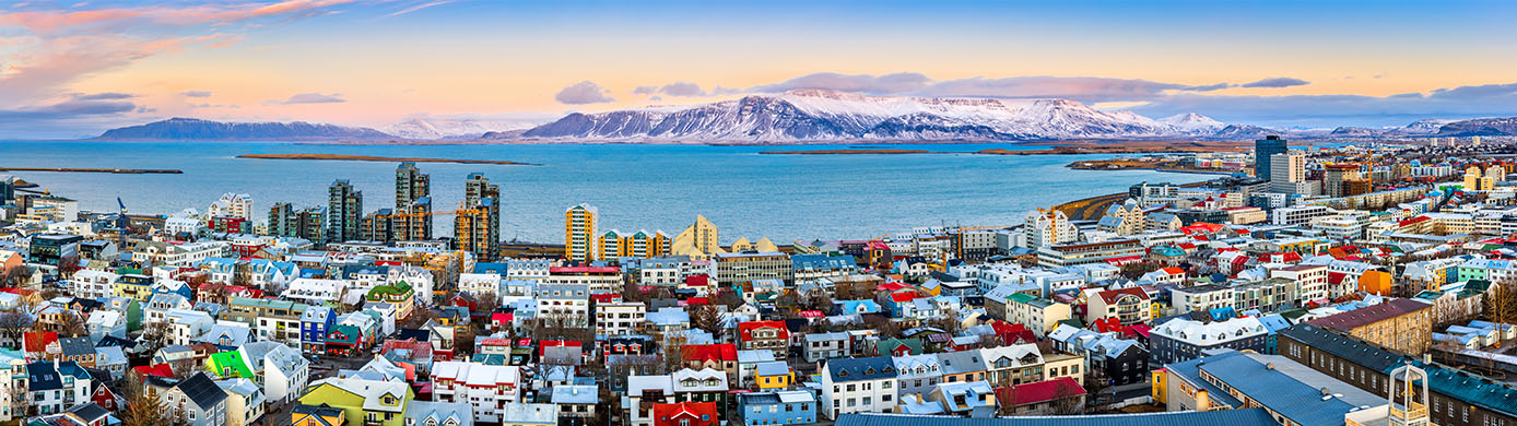 Netflix Now Allows Downloads of Select Shows and Movies