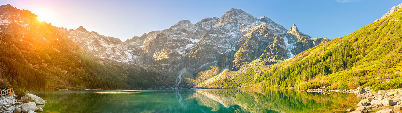 Up to 5,000 Bonus United Miles With Club Carlson