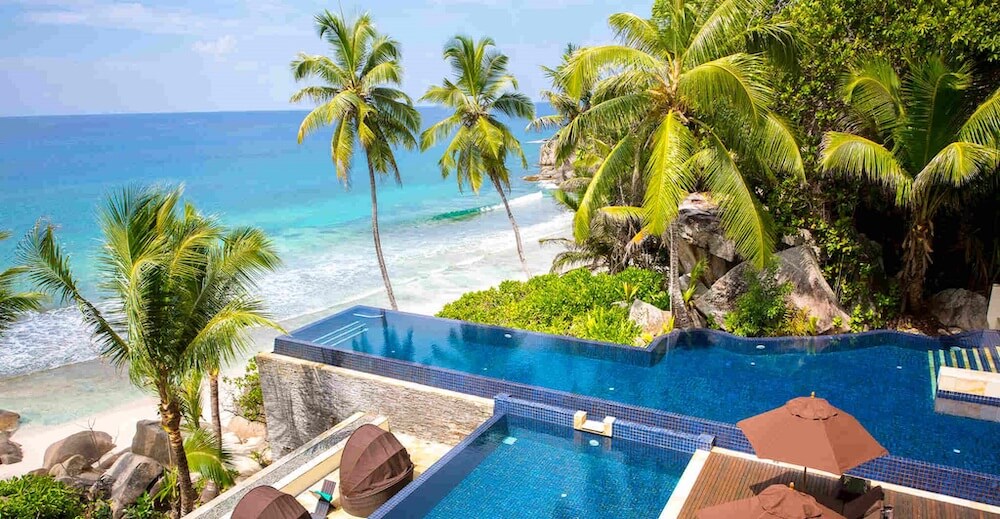 Banyan Tree Seychelles pool