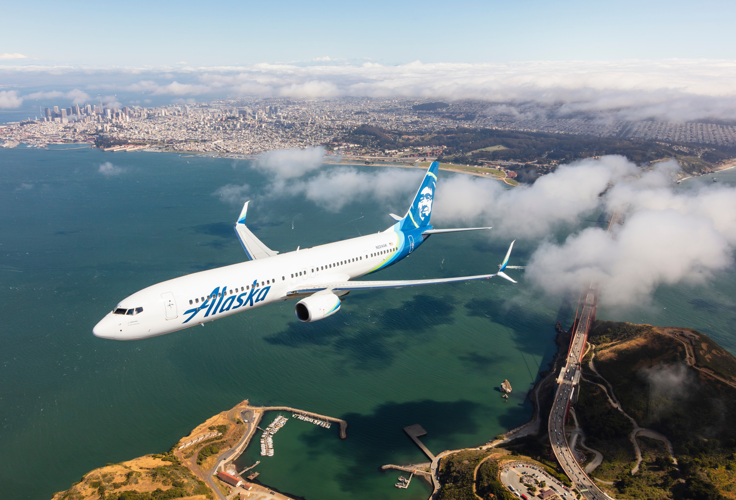 Alaska-Airlines_California-aerial