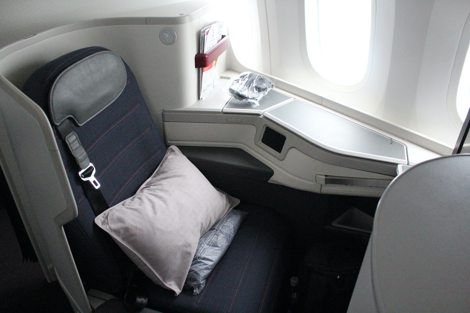 Image of Aeromexico business class on Boeing 787, which you can book during the Capital One transfer bonus