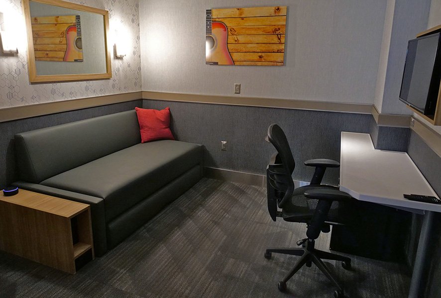 A Minute Suites room at Nashville International Airport (BNA). Minute Suites are a part of the Priority Pass network.
