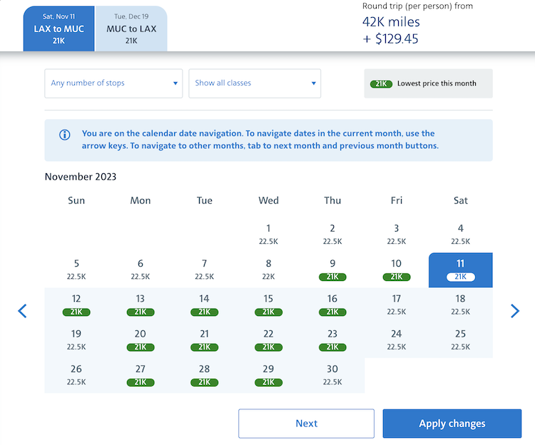 AA award calendar showing good availability for economy class between LAX and MUC
