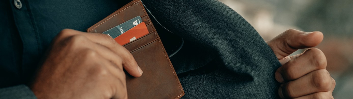 Wells Fargo Autograph Journey℠ Card vs Chase Sapphire Preferred® Card: Which Is Right for You?