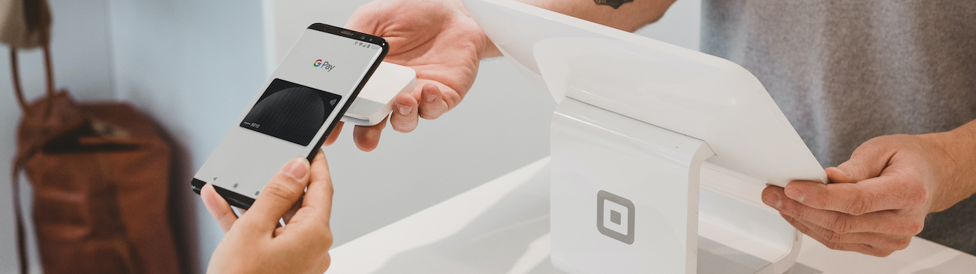 American Express® Gold Card vs. Chase Sapphire Preferred® Card: Which Is Better?