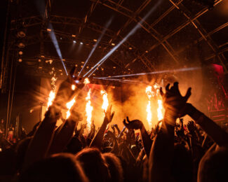 Wells Fargo Autograph Card Exclusives: Purchase Tickets to Alanis Morissette’s May 29 Concert