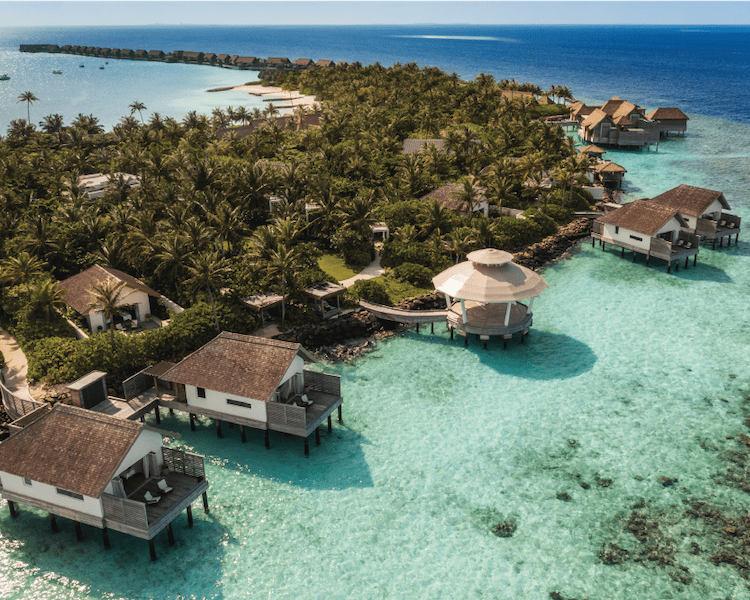 Use your Hilton Surpass Card at the Waldorf Astoria Maldives Ithaafushi