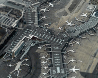 When You Can Transfer Points and Miles Between Programs (Airlines, Hotels, Credit Cards)