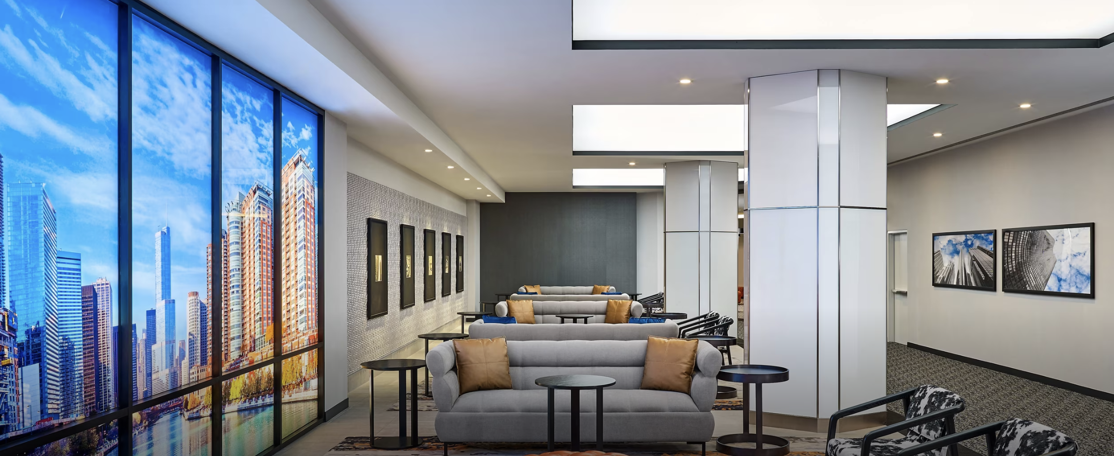 A photo of the lounge at the Hotel Chicago Downtown, Autograph Collection
