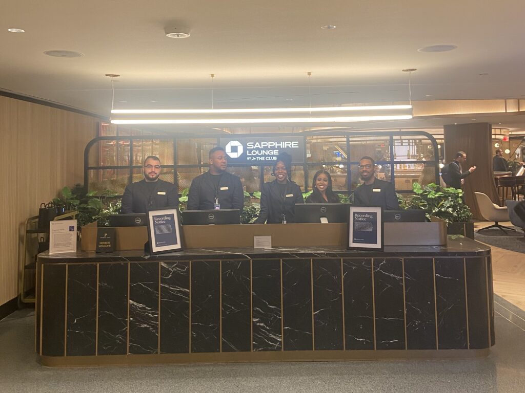 Chase Sapphire Lounge LGA reception with employees