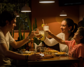 AAdvantage<sup>®</sup> Dining Offers 150 Bonus Miles With OpenTable Bookings