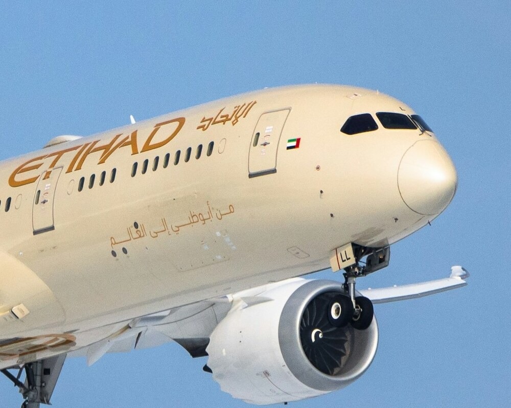 Nose of an Etihad 787 Dreamliner.