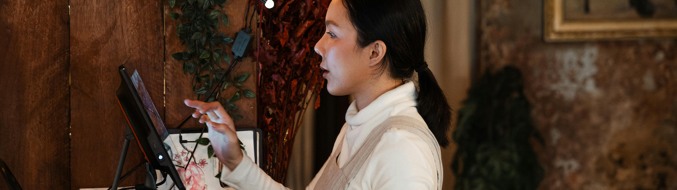 American Express Plum Card Review: A Unique Card Good For Businesses With Inconsistent Cashflow