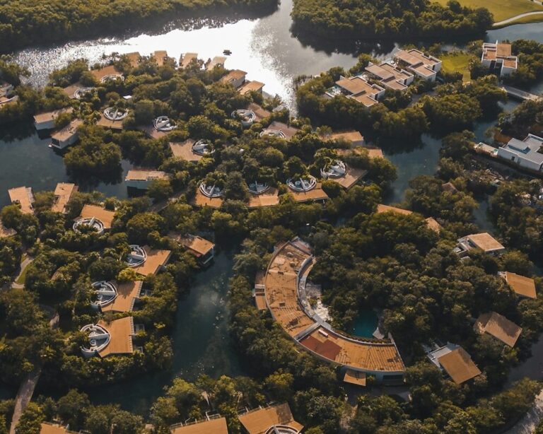 The 8 Best World of Hyatt Points Redemptions for Luxury Stays