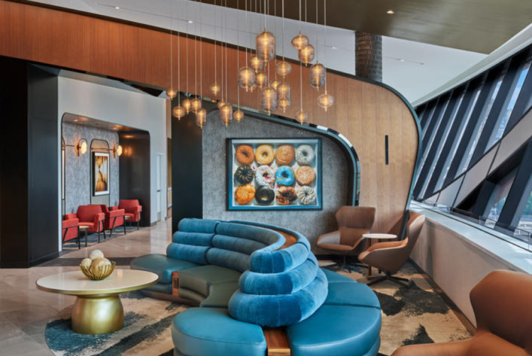 A photo of the Delta Sky Club in BOS International Terminal E.