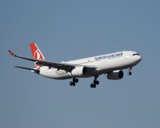 Turkish Airlines Offers a 'Hold the Price' Feature. Is Paying to Lock In a Fare Worth It?
