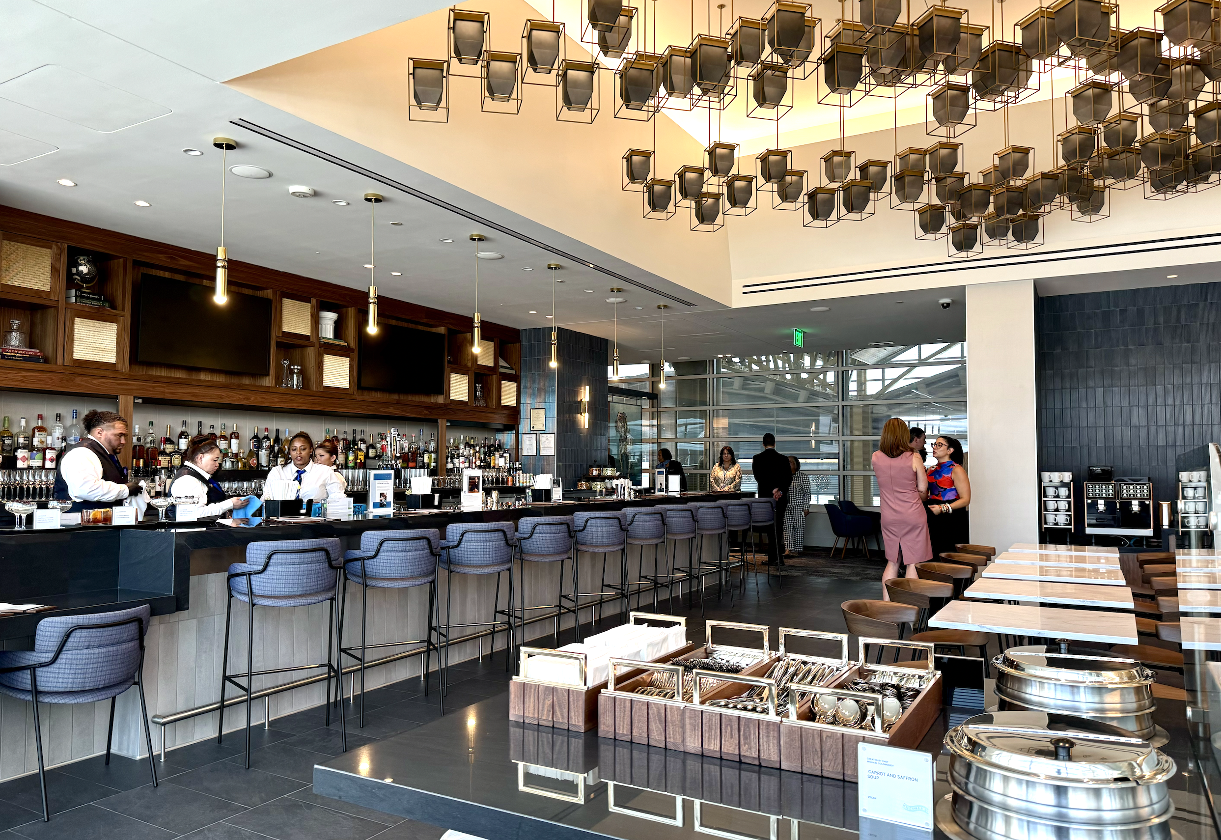 Dining room at the DCA Centurion Lounge
