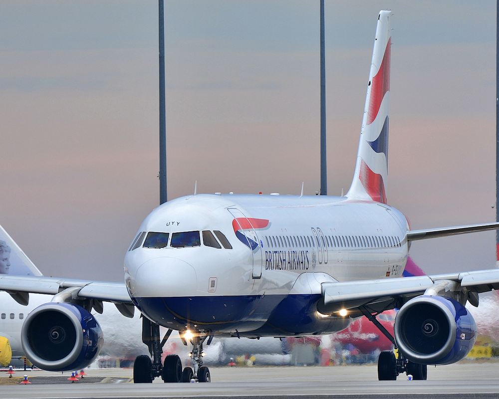 British Airways A320 taxiing.