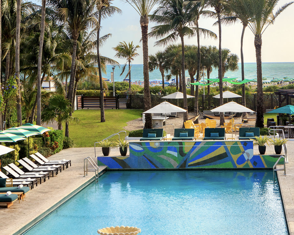 Kimpton Surfcomber main pool.