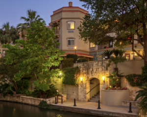 Exterior of the Hotel Indigo San Antonio-Riverwalk