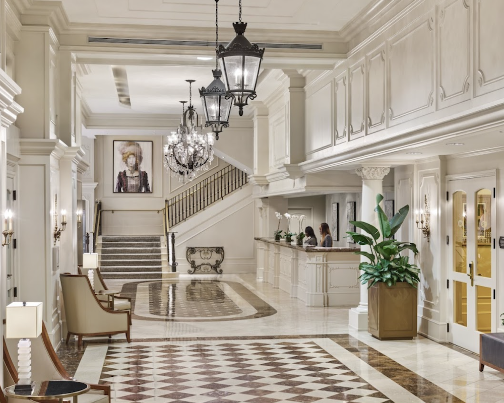 Lobby at the Crowne Plaza New Orleans French Qtr