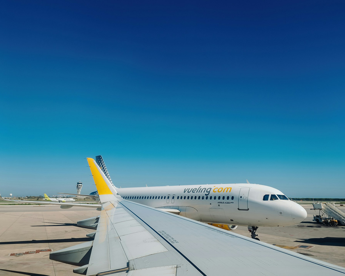Vueling aircraft approaching the gate