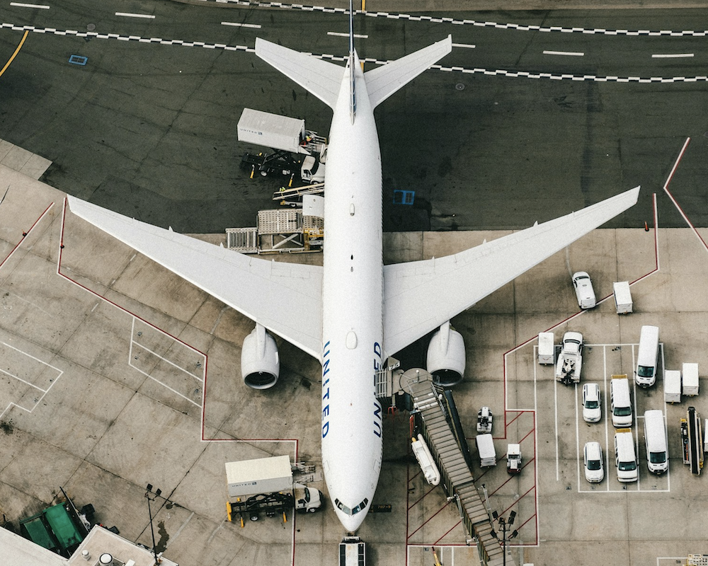 Aerial view of a United Airlines 777-300ER