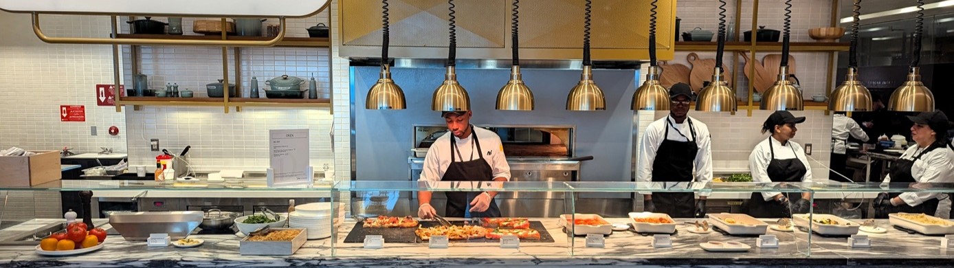 Upgrade Your Travel Experience: Best Travel Credit Cards With Lounge Access in 2026