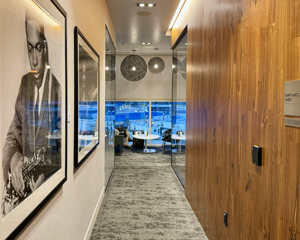 Decorative hallway at the CLT Centurion Lounge