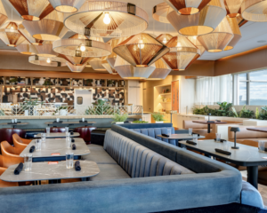 Capital One Landing Lounge DCA seating/bar