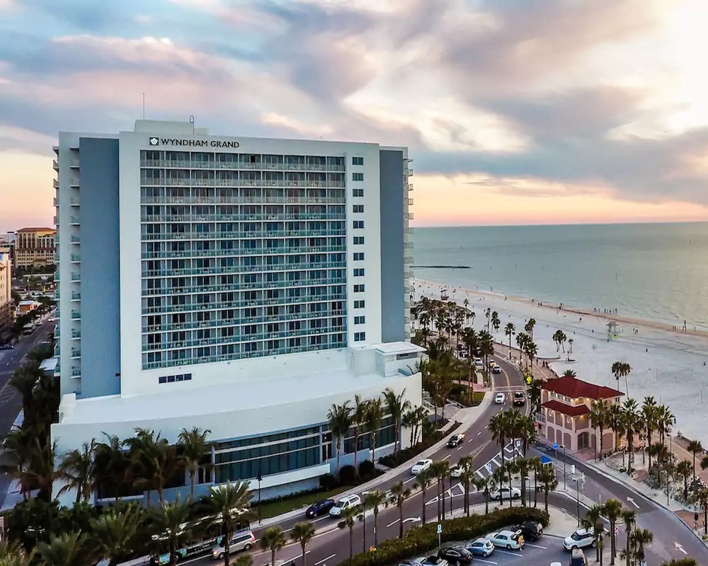 A photo of the exterior of Wyndham Grand Hotels Clearwater Beach