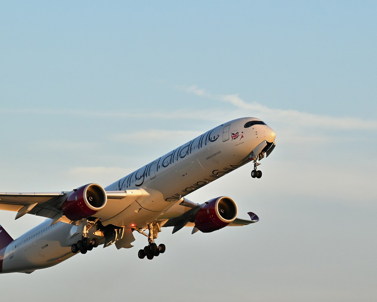 Virgin Atlantic Airbus A350-1000 coming in to land in Atlanta