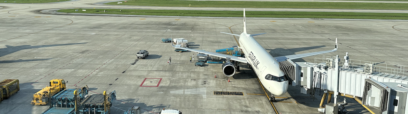 Best Ways To Book Starlux Airlines Awards Using Points and Miles