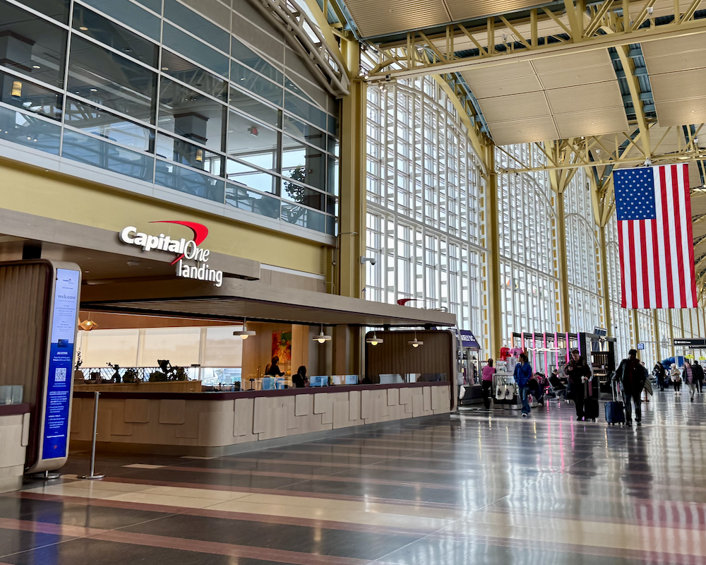 Capital One Landing Lounge entrance in DCA.