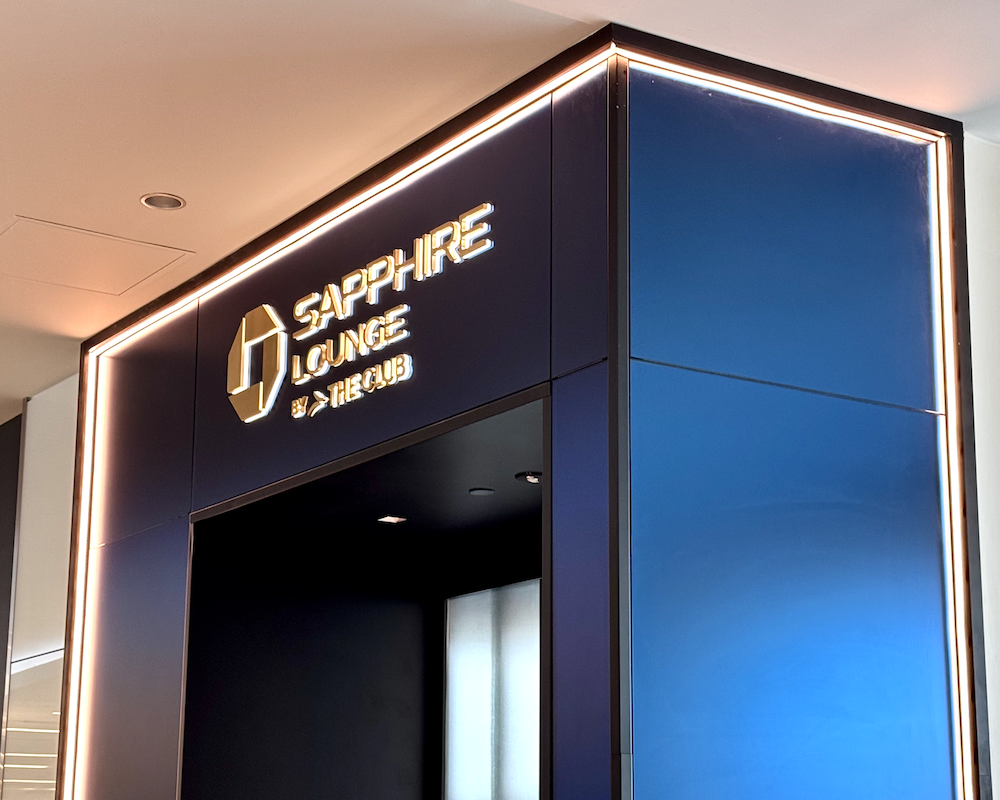 Chase Sapphire Lounge PHL entrance.