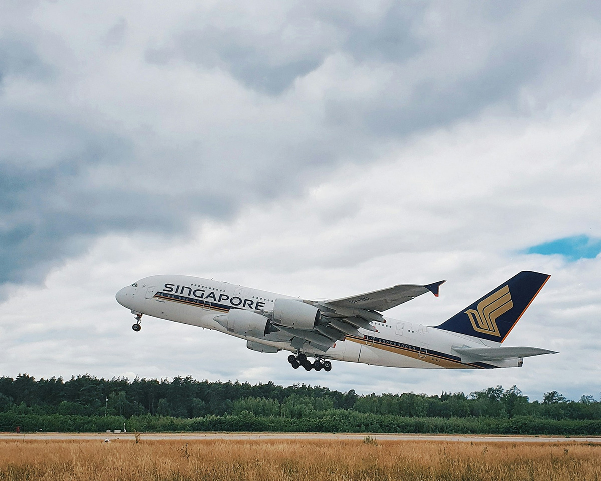 Singapore Airlines Airbus A380 taking off