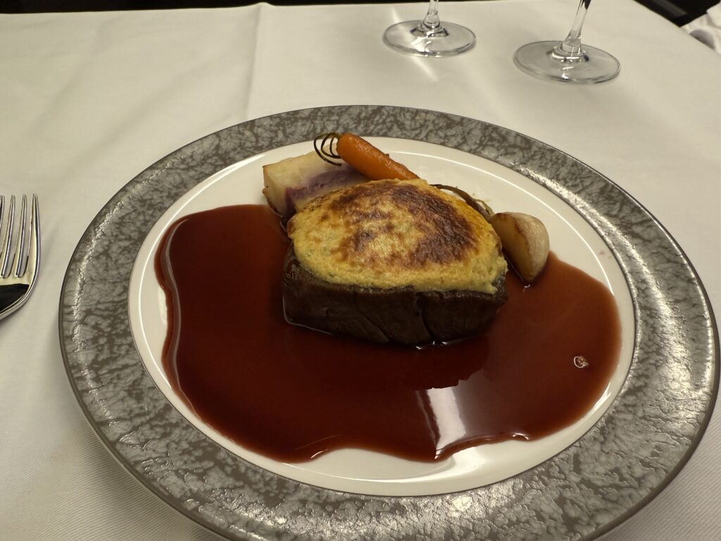 ANA main dish. Credit: Cameron Laufer/AwardWallet