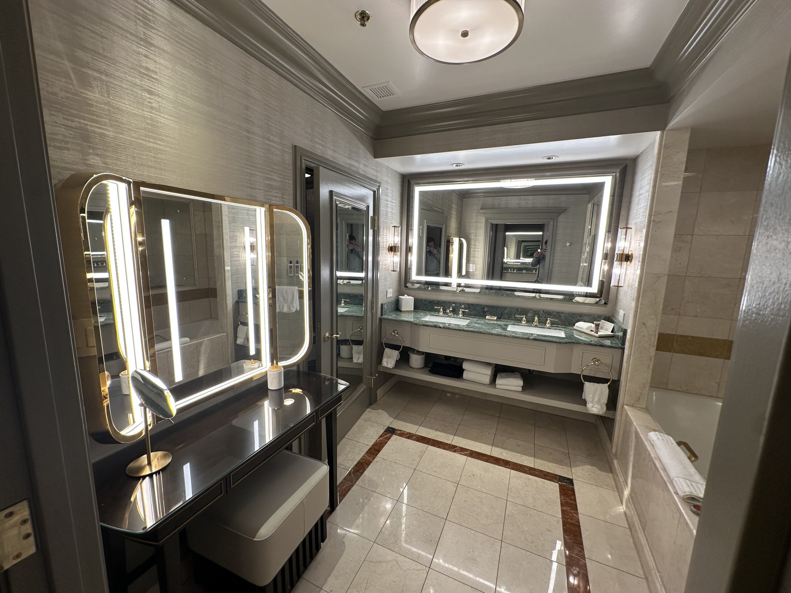 Venetian Las Vegas suite bathroom