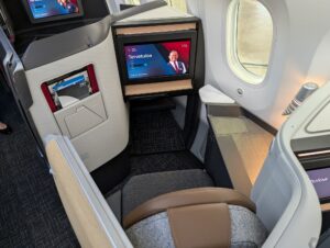 American Airlines Flagship Suite on Boeing 787-9P forward view
