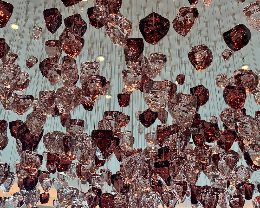 Capital One Lounge at JFK chandelier.