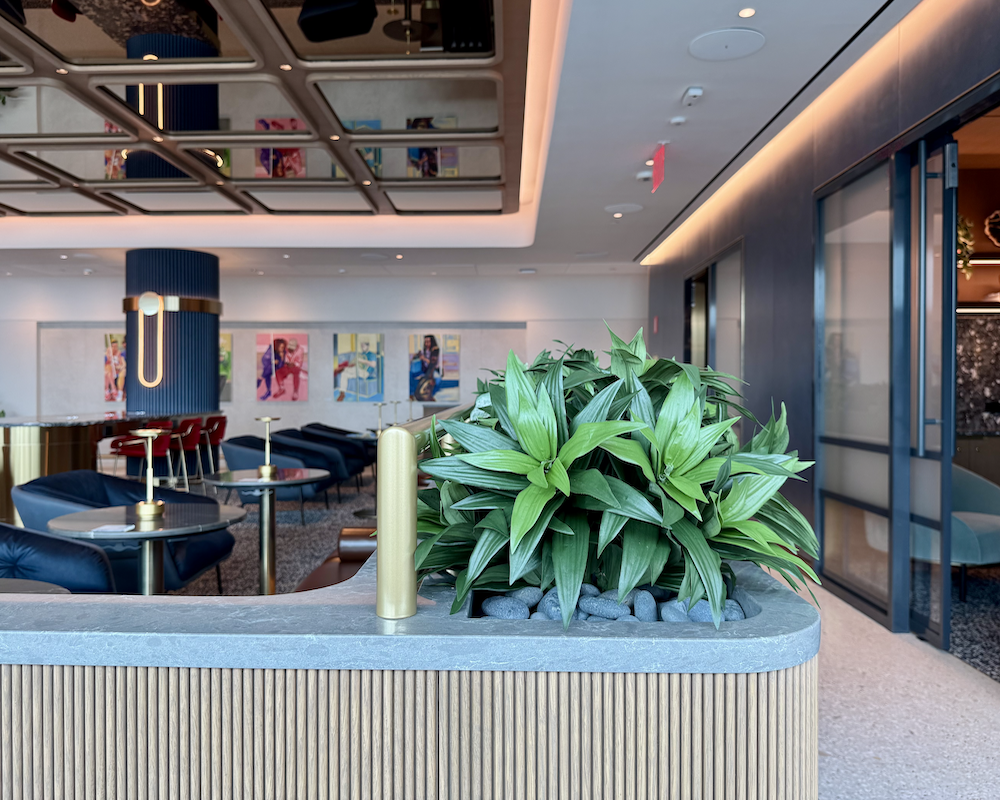 Capital One Lounge at JFK bar seating area.