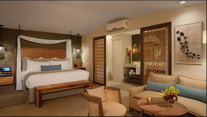 Bungalow room at Secrets Papagayo