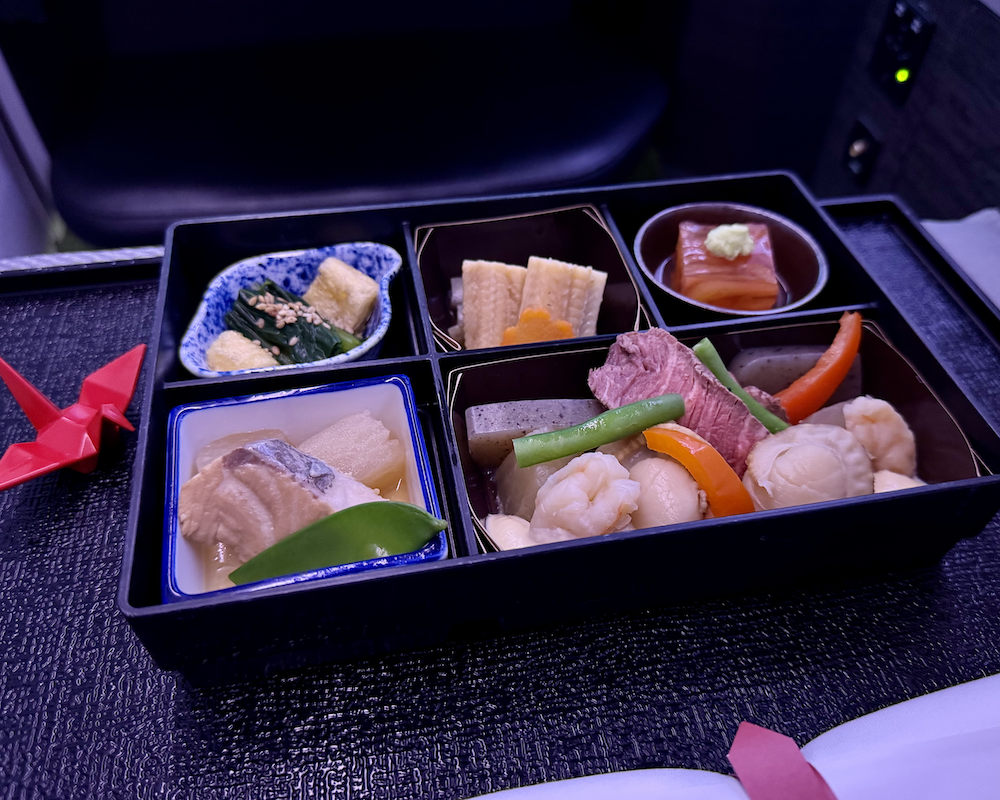 Food in JAL Business Class