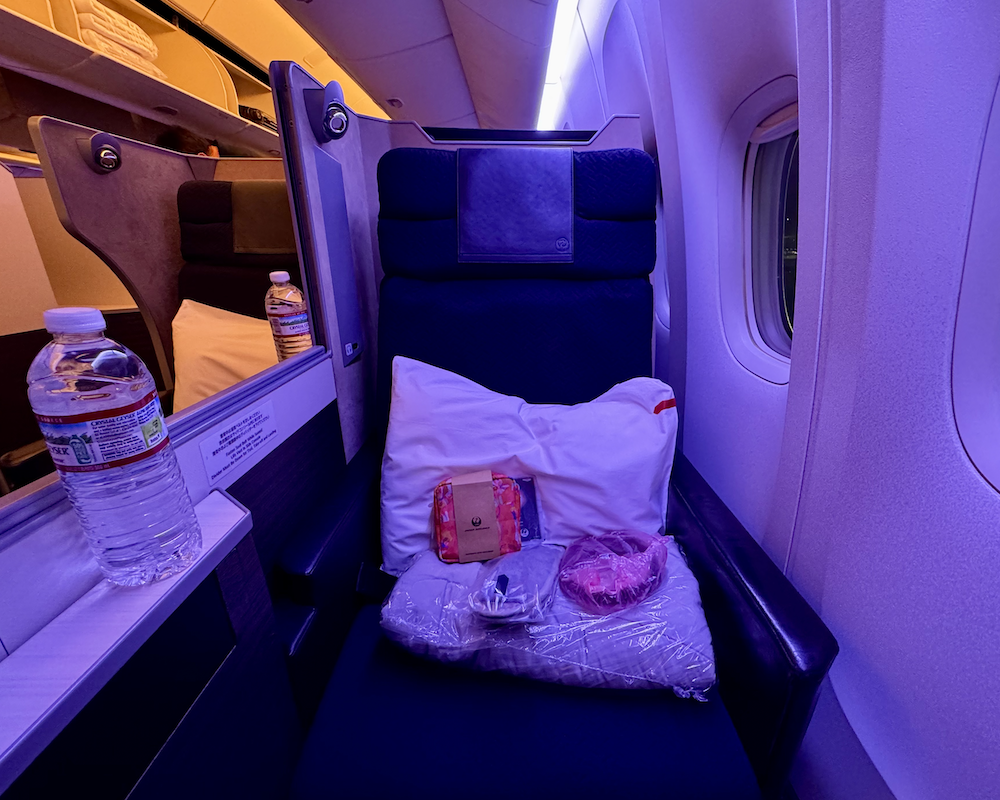 Japan Airlines business class seat on 777-300ER