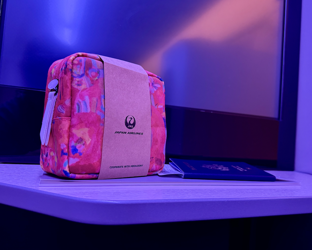 JAL Amenity Kit
