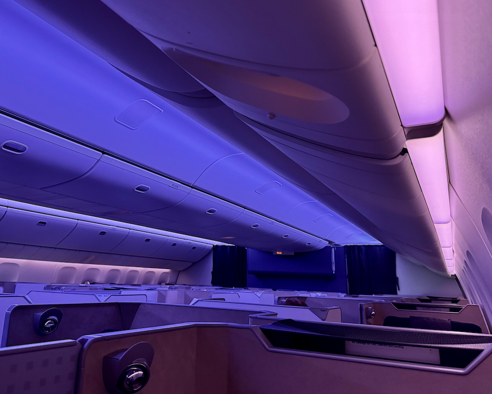 Japan Airlines business class cabin on 777-300ER