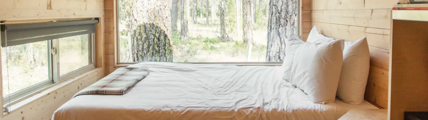 How to Earn and Redeem Marriott Points While Glamping at Postcard Cabins