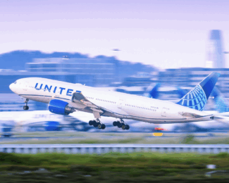 United Airlines Cardholder Flash Sale: Save up to 28% on Award Flights to Over 30 Destinations